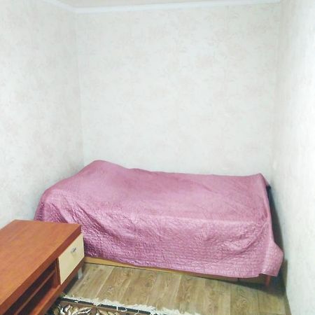Двухкомнатная Квартира В Центре Okhtyrka Exterior photo